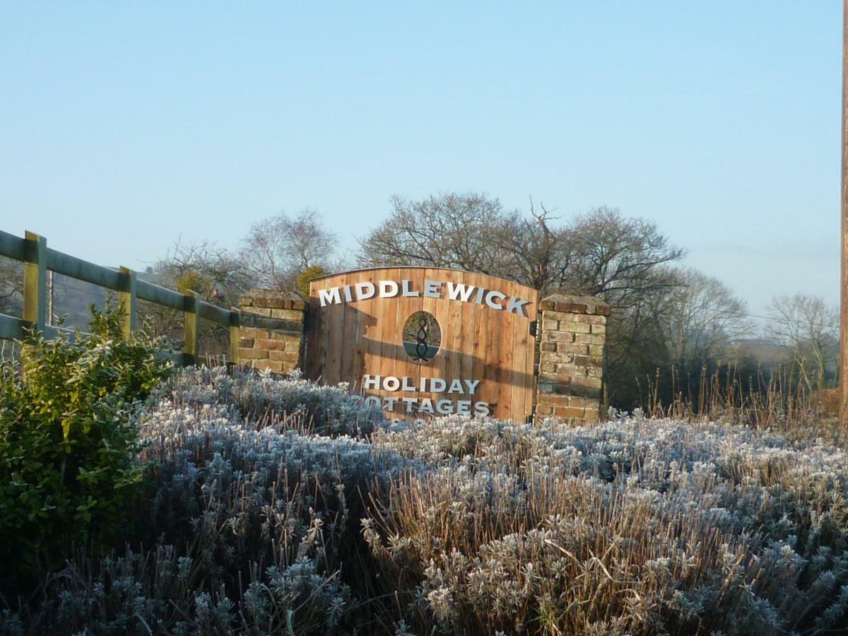 גלסטונברי Middlewick Holiday Cottages מראה חיצוני תמונה